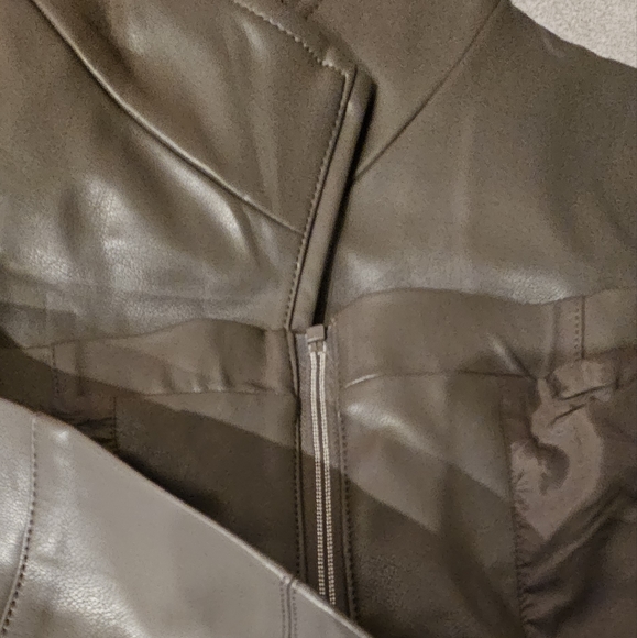Kenneth Cole Faux leather Gray - Picture 4 of 8